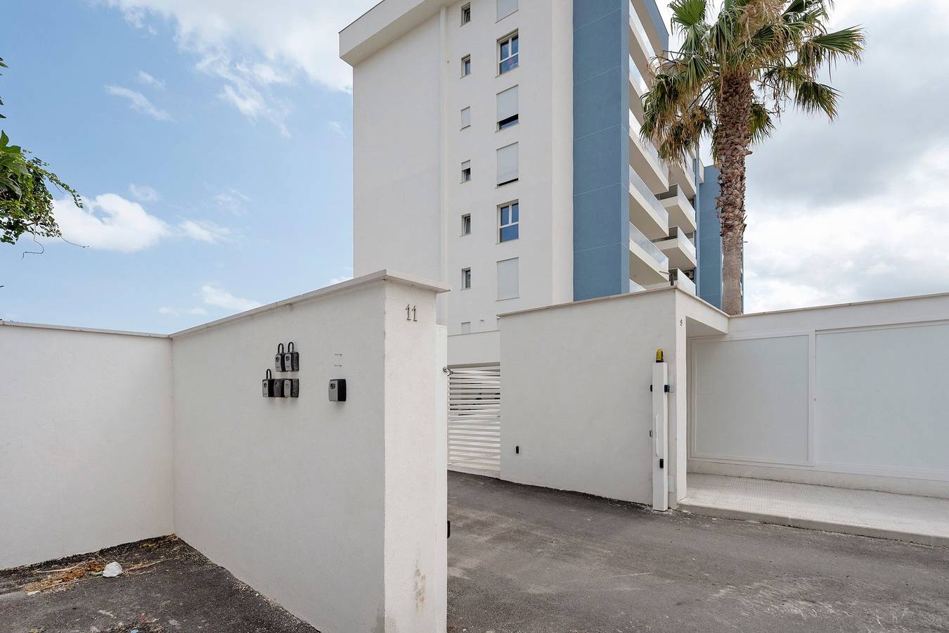 Ganze Wohnung, Apartment 'U Gnore - Zimmer Riccio' mit Meerblick, Wlan und Klimaanlage in Bari, Bari Provinz