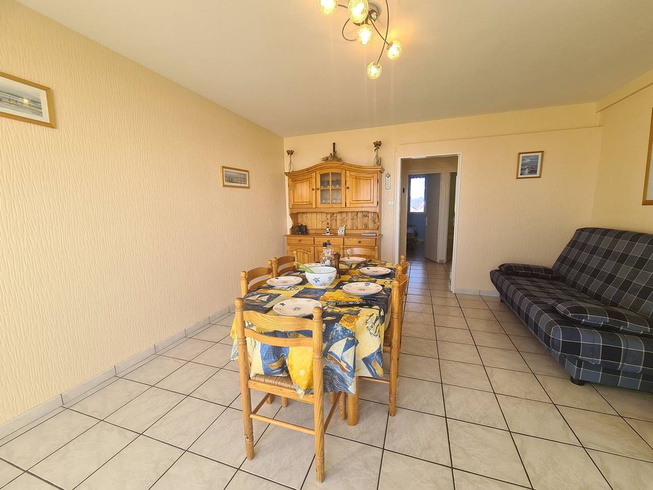 Entire apartment, Renovated 3-room apartment with balcony, near beach - Saint-Jean-de-Monts in Saint-Jean-de-Monts, Vendée