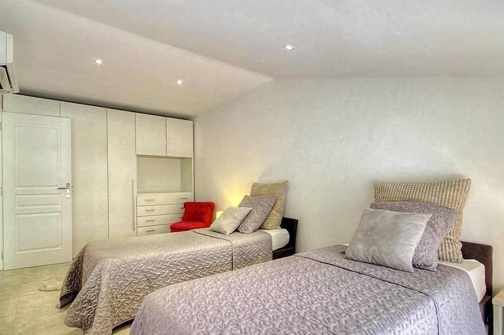 Casa di 115 mq in Calenzana, Calvi e dintorni