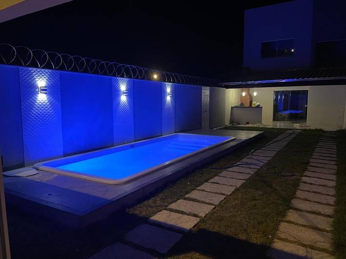 Casas e apartamentos de temporada para 10 pessoas, com jardim e piscina, com animais de estimação em Guriri
