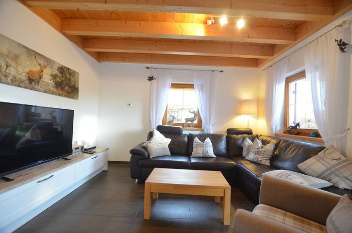 Ferienpark für 5 Personen, mit Balkon und Terrasse sowie Garten und Sauna in Lechbruck am See