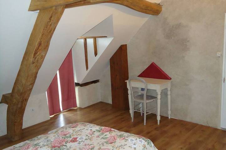 Location de vacances pour 16 personnes, avec jardin à Pont-de-Ruan