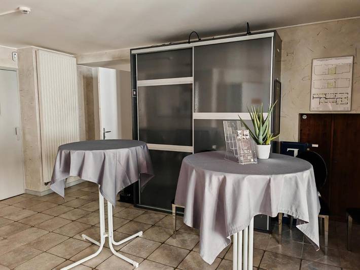 Gîte pour 15 personnes, avec terrasse, animaux acceptés à Saint-Amour - 4