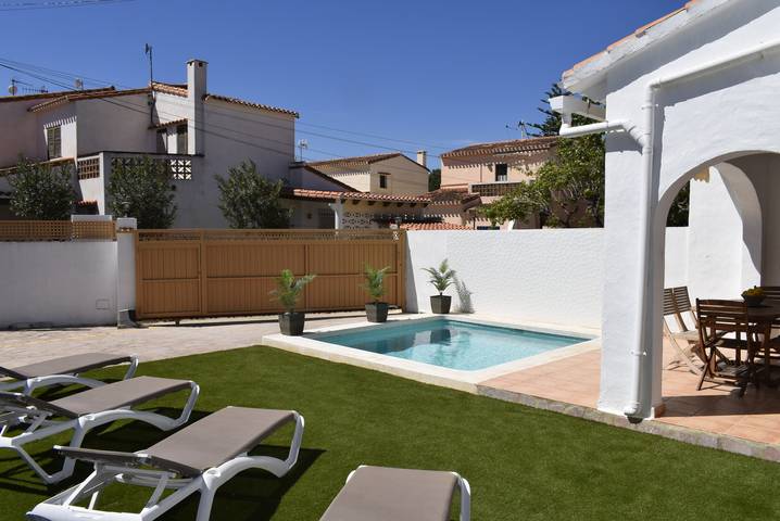 Villa für 6 Personen, mit Balkon und Terrasse in Dénia - 4