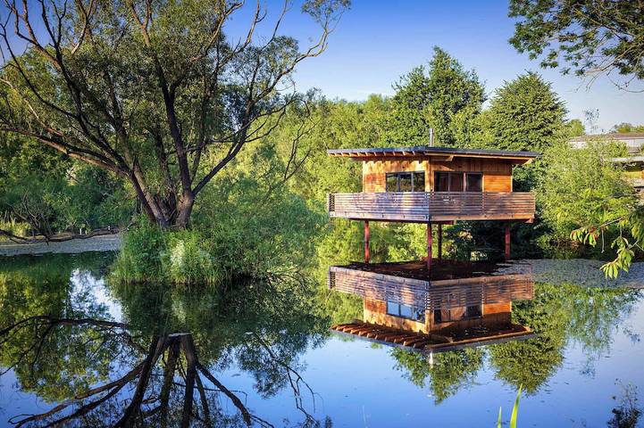 Ferienhaus für 6 Personen, mit Balkon und Sauna sowie Garten und Pool in Sächsische Schweiz