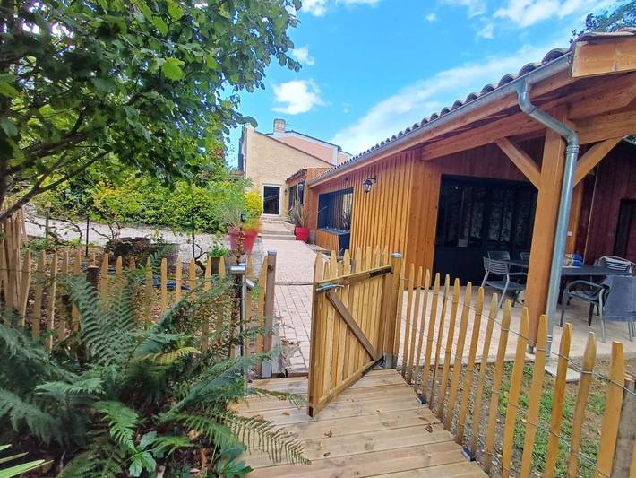 Location de vacances pour 6 personnes, avec jardin et piscine à Cénac - 3
