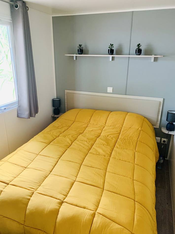 Camping pour 4 personnes, avec vue et balcon/terrasse à Saint-Palais-sur-Mer - 4