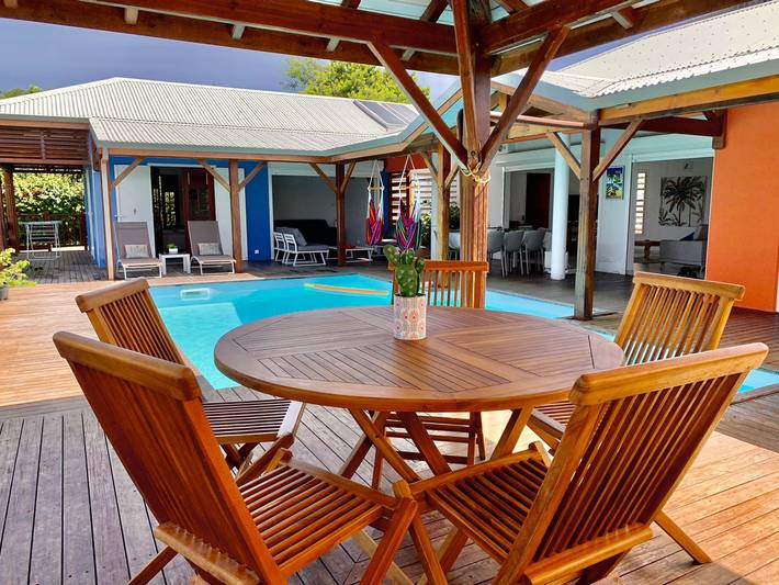 Location de vacances pour 8 personnes, avec piscine et terrasse dans Golf international de Saint François