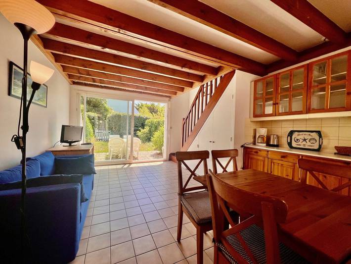 Location de vacances pour 5 personnes, avec Balcon ainsi que Terrasse et Jardin dans Plage Du Petit Rohu Saint Pierre Quiberon