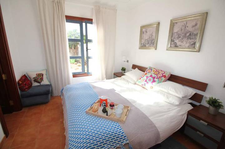 Bungalow für 4 Personen, mit Terrasse und Garten in Playa Blanca - 2