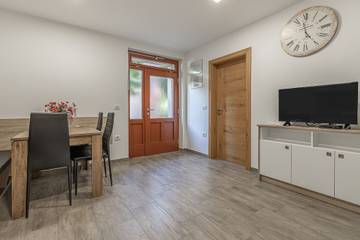 Ferienwohnung für 4 Personen in Portoroz, Slowenische Riviera, Bild 2
