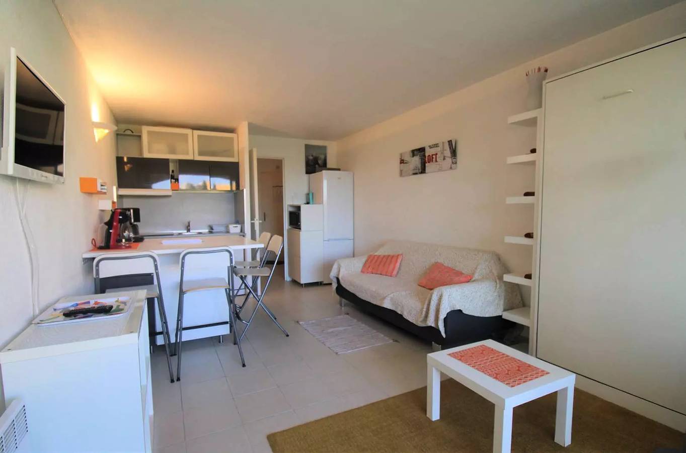 Appartement entier, Appt 3 pers avec piscine et accès plage in Port Cogolin, Gassin