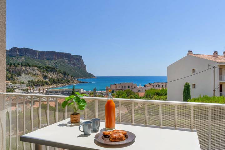 Ferienwohnung für 4 Personen, mit Balkon in Cassis