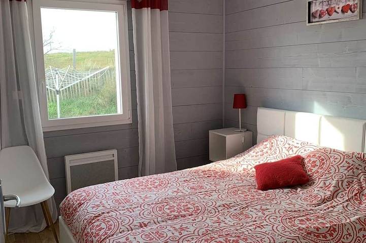 Location de vacances pour 6 personnes, avec terrasse et jardin, animaux acceptés à Les Moitiers-d'Allonne - 2