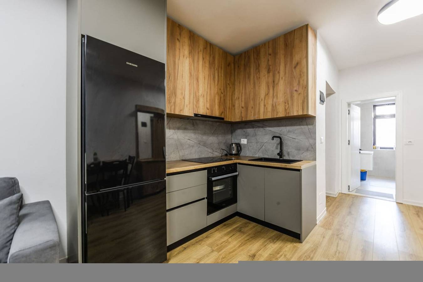 Ganze Wohnung, City Center Apartment | Cozy 1Br with Patio in Tiranë, Albanien