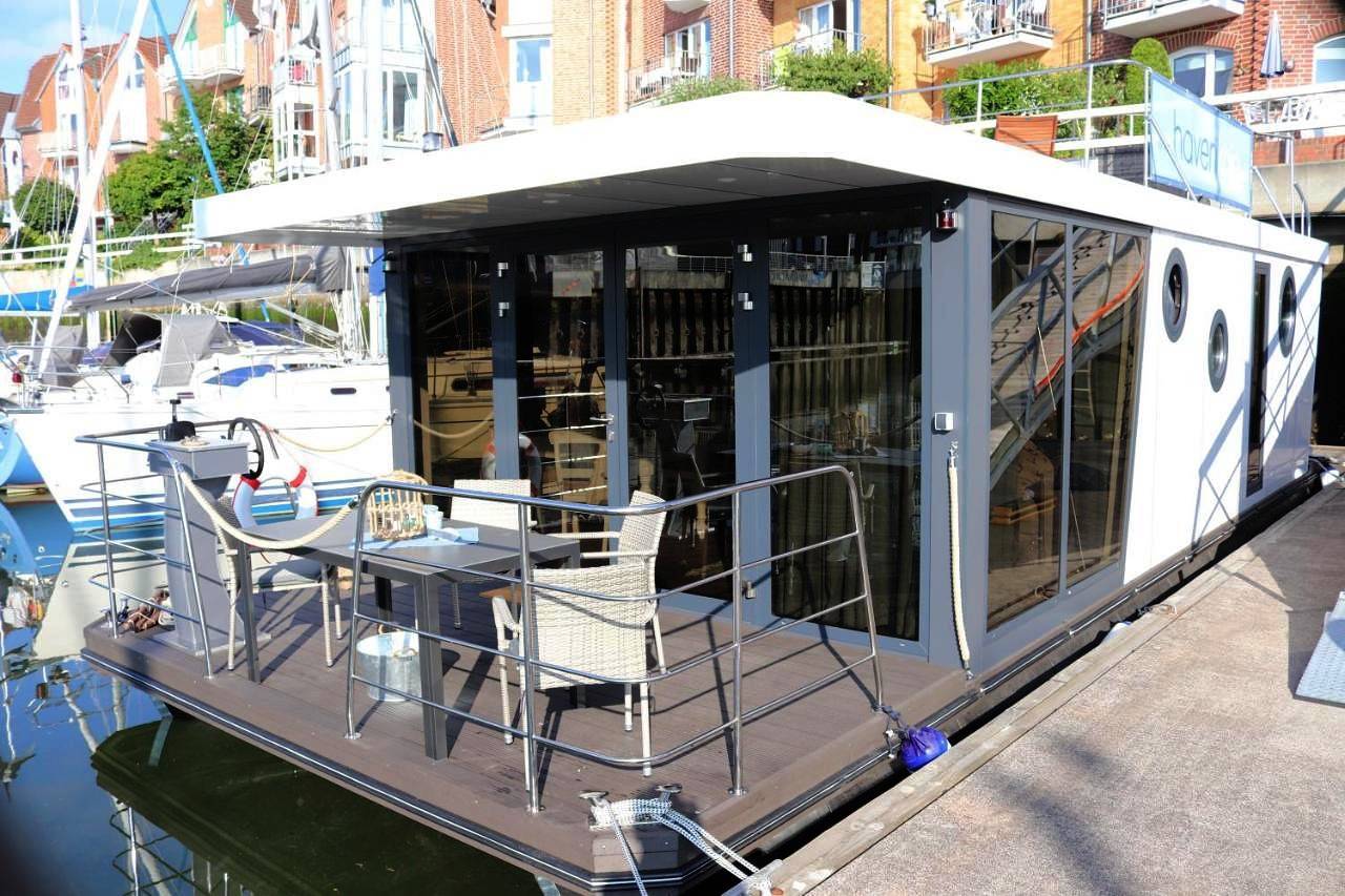 Havenkoje in Hafen Cuxhaven, Cuxhaven
