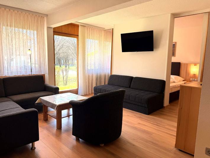 Ferienwohnung für 4 Personen, mit Terrasse und Garten sowie Sauna