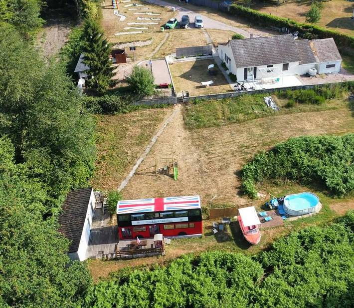 Location de vacances pour 5 personnes, avec Terrasse et Jardin ainsi que Piscine et Vue à Saint-Philbert-sur-Risle - 2