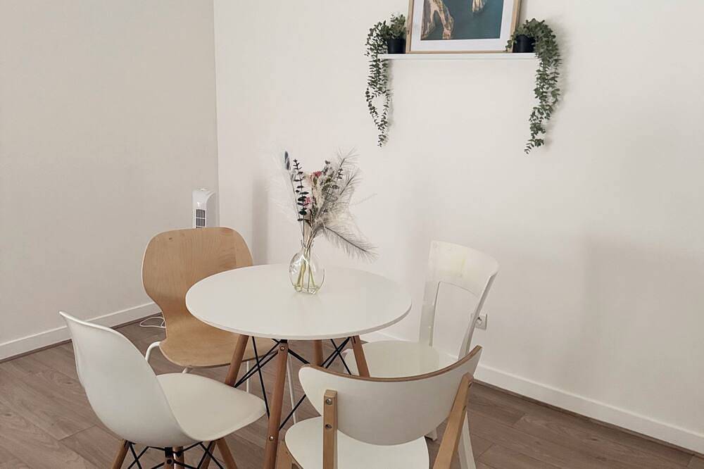 Entire apartment, Paris escapade in Argenteuil, Val-d'Oise