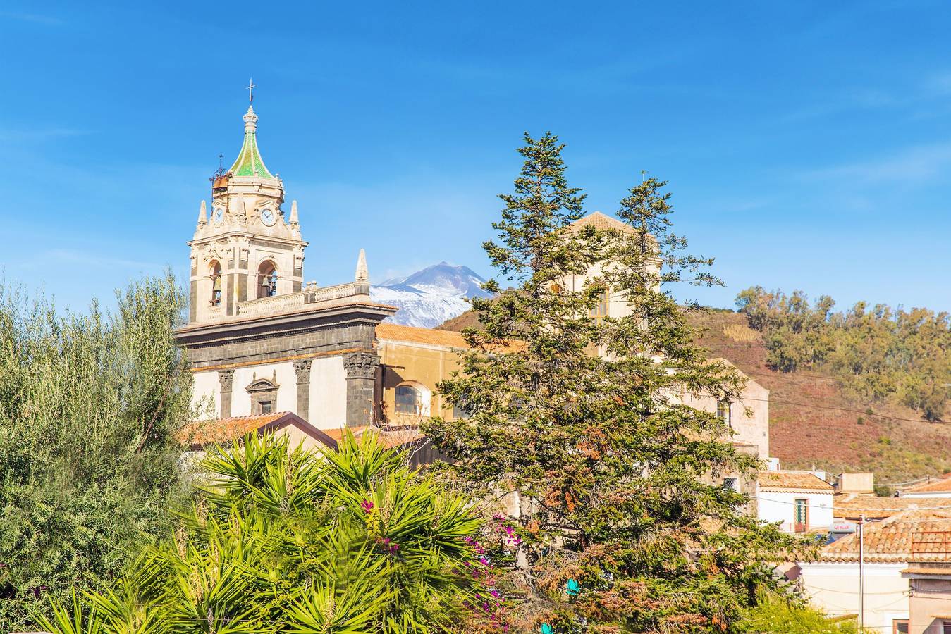 Appartamento "Alba 1" con terrazza condivisa e Wi-Fi in Viagrande, Etna