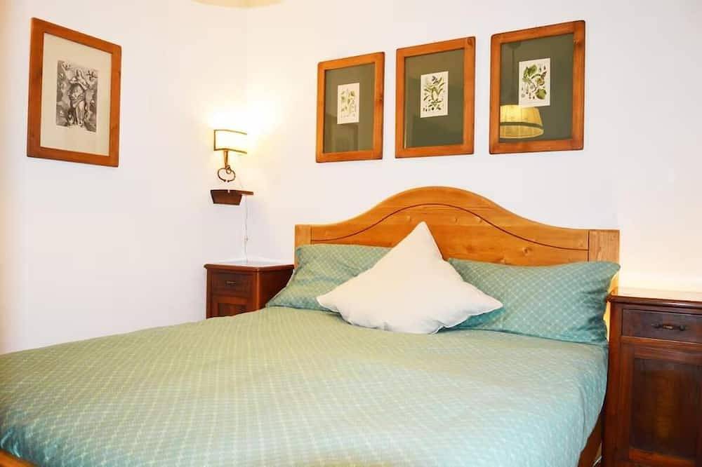 Geheel appartement, A gem in Val di Sole, directly on the ski slopes and trails. in Dimaro, Dimaro Folgarida