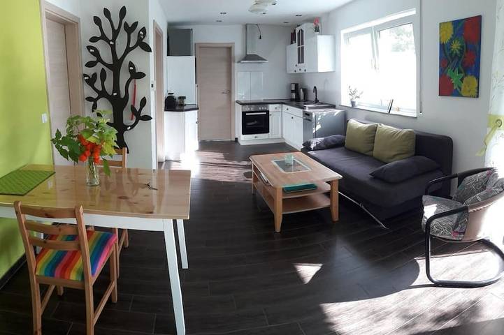 Ferienwohnung für 3 Personen, mit Terrasse und Garten - 1