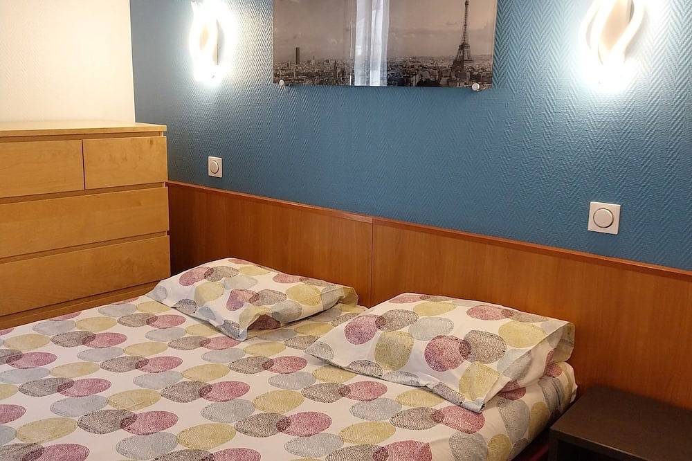 Appartement entier, Tout Confort, Affaire, Vacanciers, Courte Longue Duree En Residence Prive in Issy-les-Moulineaux, Hauts-de-Seine