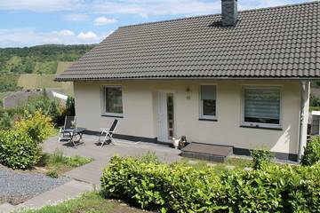 Ferienhaus für 3 Personen, mit Garten in Traben-Trarbach