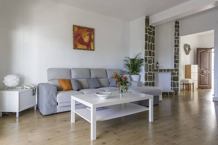 Atalaya Alta (Villa Yvonne) in Torremuelle, Benalmádena