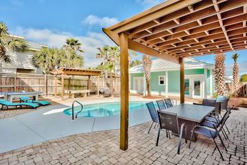 Vacation House for 18 Guests in Destin, Emerald Coast, Picture 4