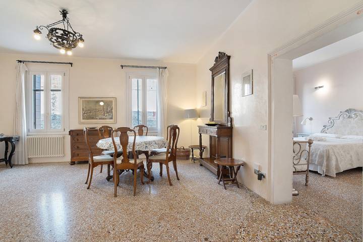 Biennale Apartment 'A Short Walk' in Venedig, Lagune von Venedig