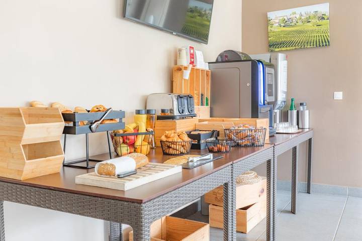 Location de vacances pour 4 personnes, avec piscine et jardin à Saint-Jean-d'Illac - 3