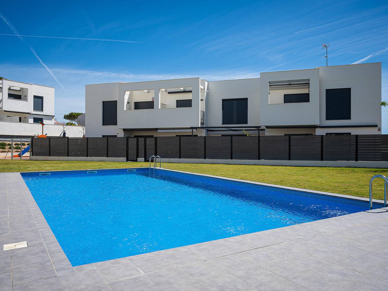 Apartamento entero, Apartamento moderno cerca de la playa con aire acondicionado en Altafulla in Altafulla, Costa Dorada