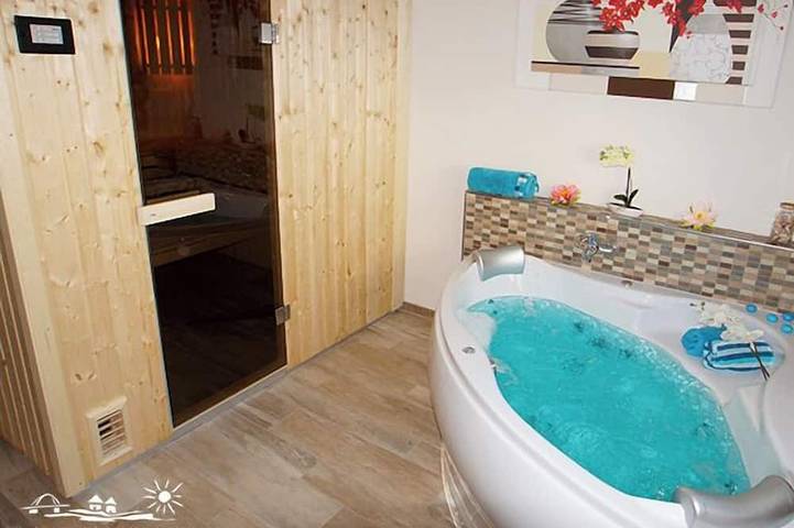 Ferienwohnung für 4 Personen, mit Garten und Sauna in Burgstaaken