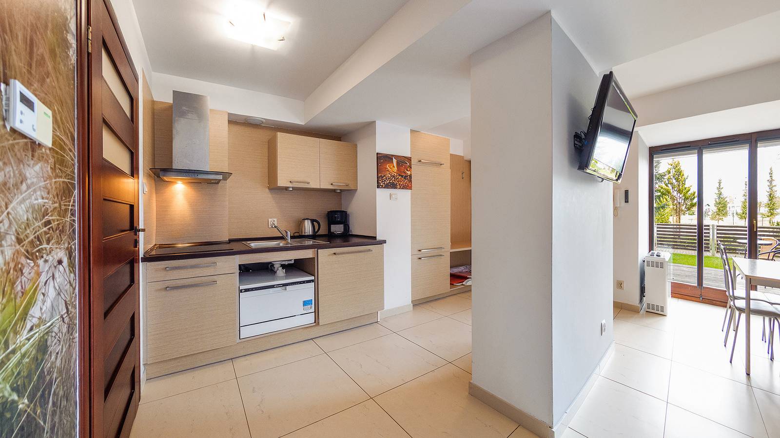 Cały apartament wypoczynkowy, Apartament wakacyjny dla 4 osób z ogród in Sarbinowo, Powiat koszaliński