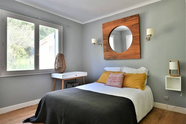 Location de vacances pour 6 personnes, avec terrasse et jardin, animaux acceptés à Valbonne - 4
