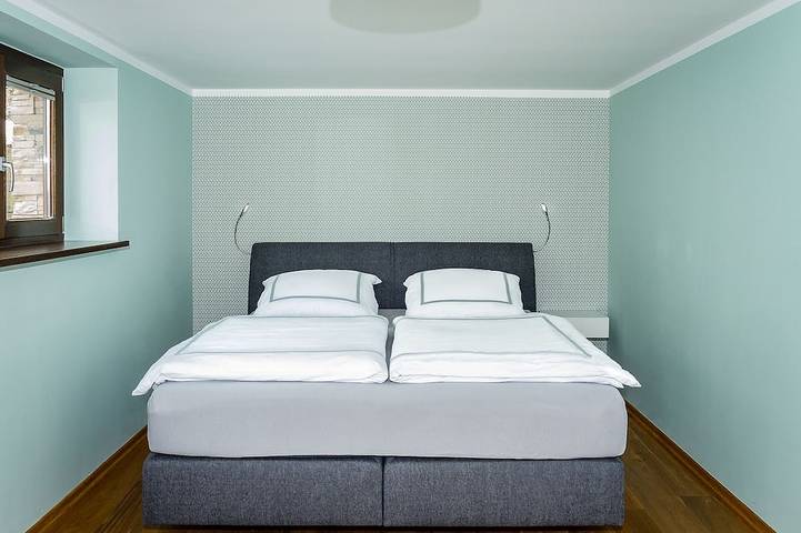 Ferienhaus für 4 Personen, mit Balkon und Sauna sowie Garten im Weserbergland - 2