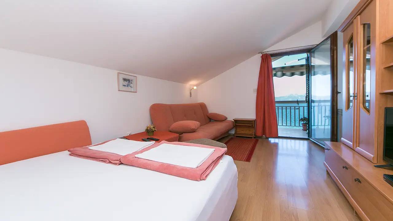 Ganze Ferienwohnung, Ferienwohnung für 4 Personen (52 m²) in Brist in Brist, Makarska Riviera