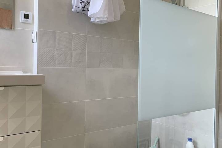 Appartement entier, T3 avec 2 chambres, grand balcon au calme refait à neuf et bien équipé in Corrençon-en-Vercors, Parc naturel régional du Vercors
