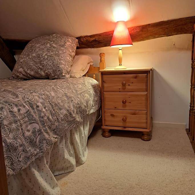 Gîte pour 3 personnes, avec vue dans Forêt d'Huelgoat - 2