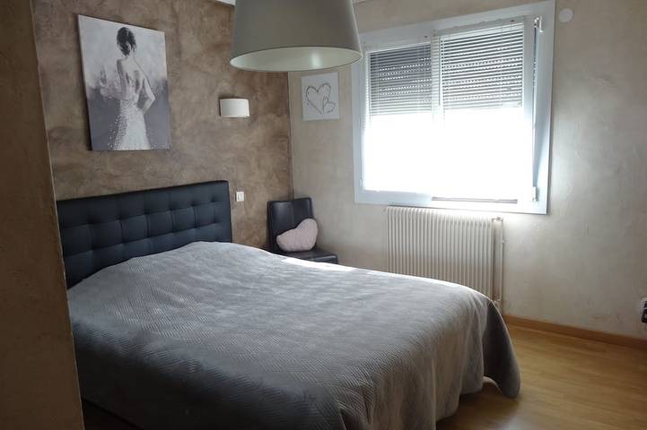 Location de vacances pour 6 personnes, avec jardin et terrasse à Castelginest - 2