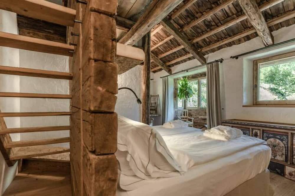 3 Bedroom Chalet in Arabba in Buchenstein, Dolomiti Superski
