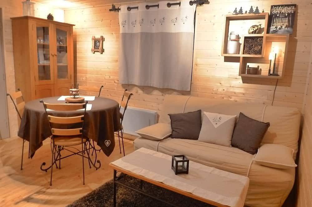 Joli Appartement Dans Chalet Avec Spa Privatif Et Vue Imprenable in La Bâtie-Neuve, Parc national des Écrins