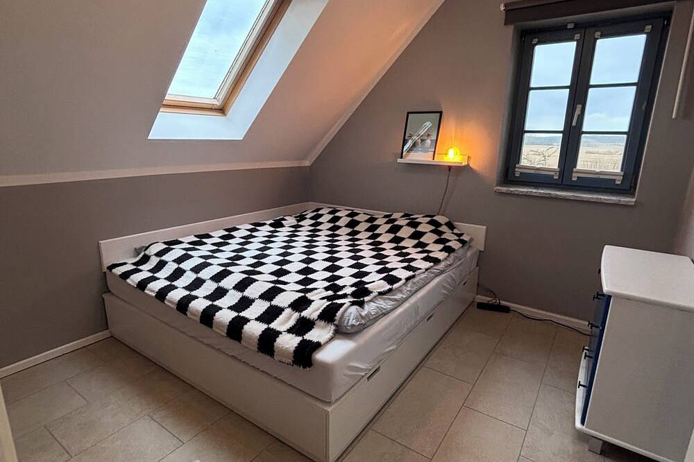 Frisch saniert: Familien-Ferienhaus Achterland - Sauna Kamin Strand in Kamminke, Usedom