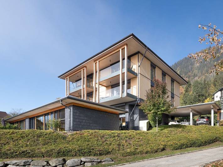 Ferienwohnung für 3 Personen, mit Terrasse und Seeblick sowie Garten