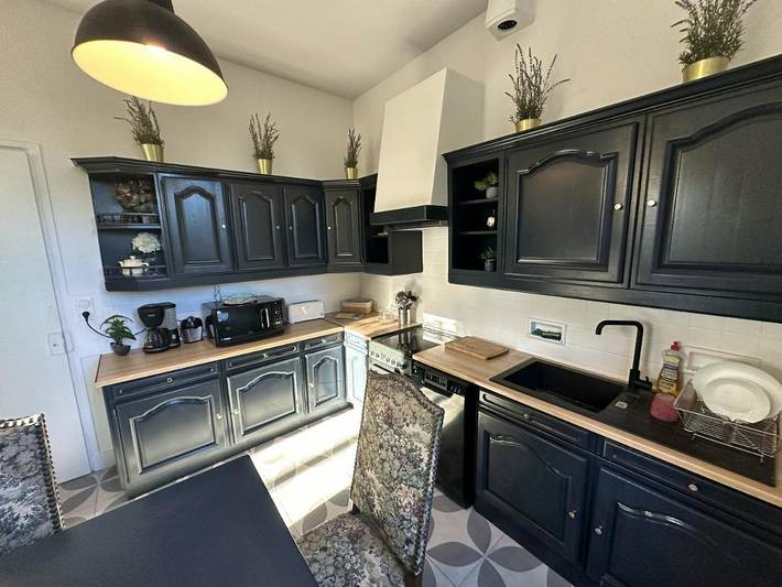 Location de vacances pour 11 personnes, avec terrasse et jardin à Saint-Florentin - 2