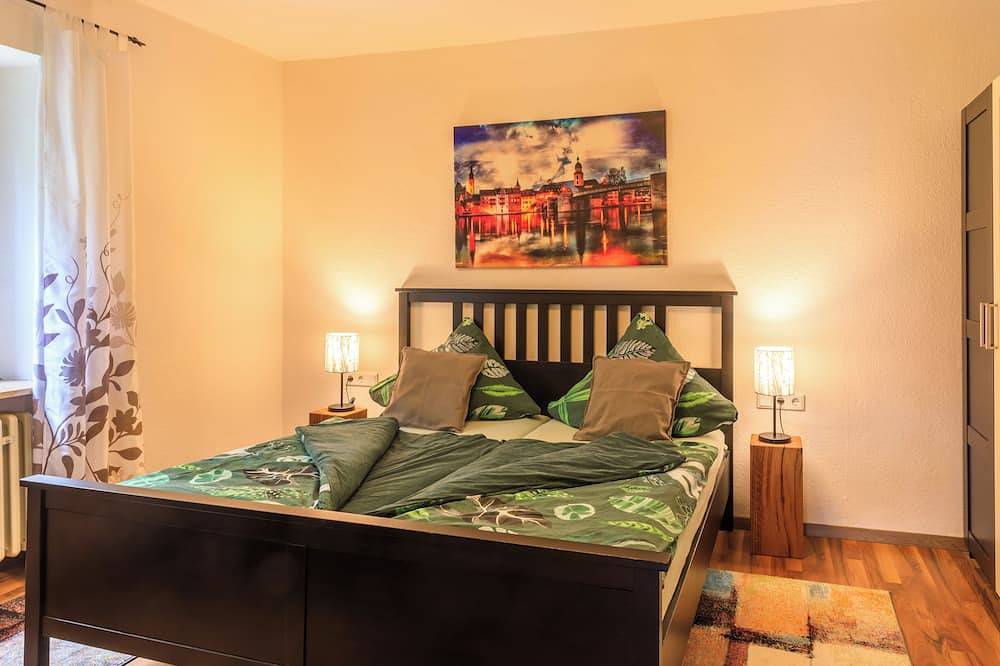 Ganze Wohnung, Large vacation apartment Apfelbaum in Kitzingen in Kitzingen, Fränkisches Weinland