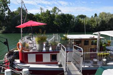 Bateau pour 2 personnes, avec terrasse et vue dans Île de France