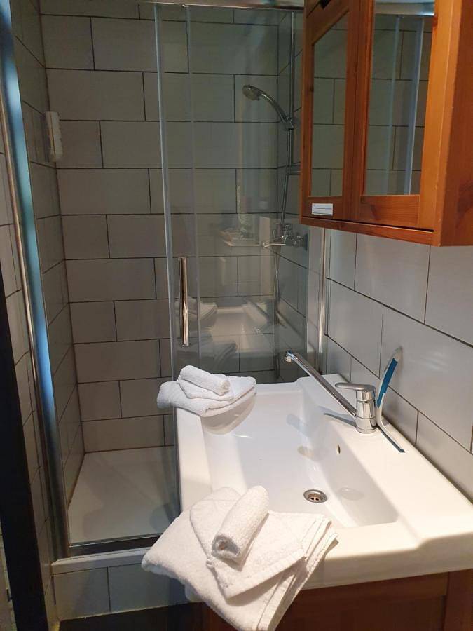 Gîte pour 3 personnes, avec jardin et vue, animaux acceptés à Lommel - 3