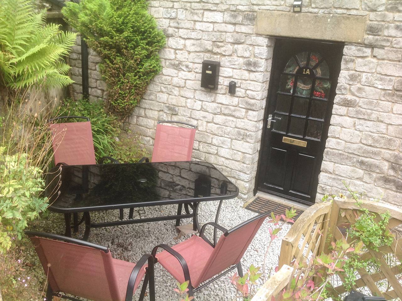 1A Market Square in Tideswell, Derbyshire